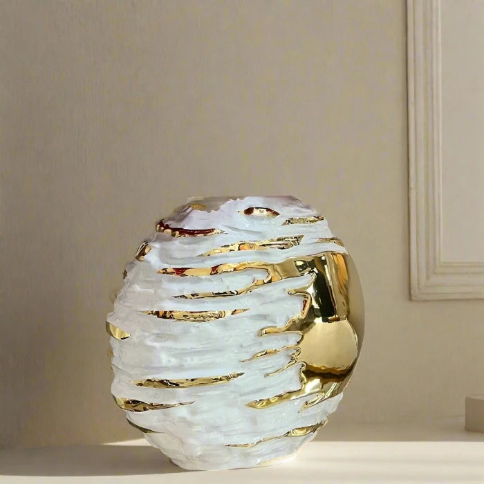 Vase Golden Gleam - Timeless Vases