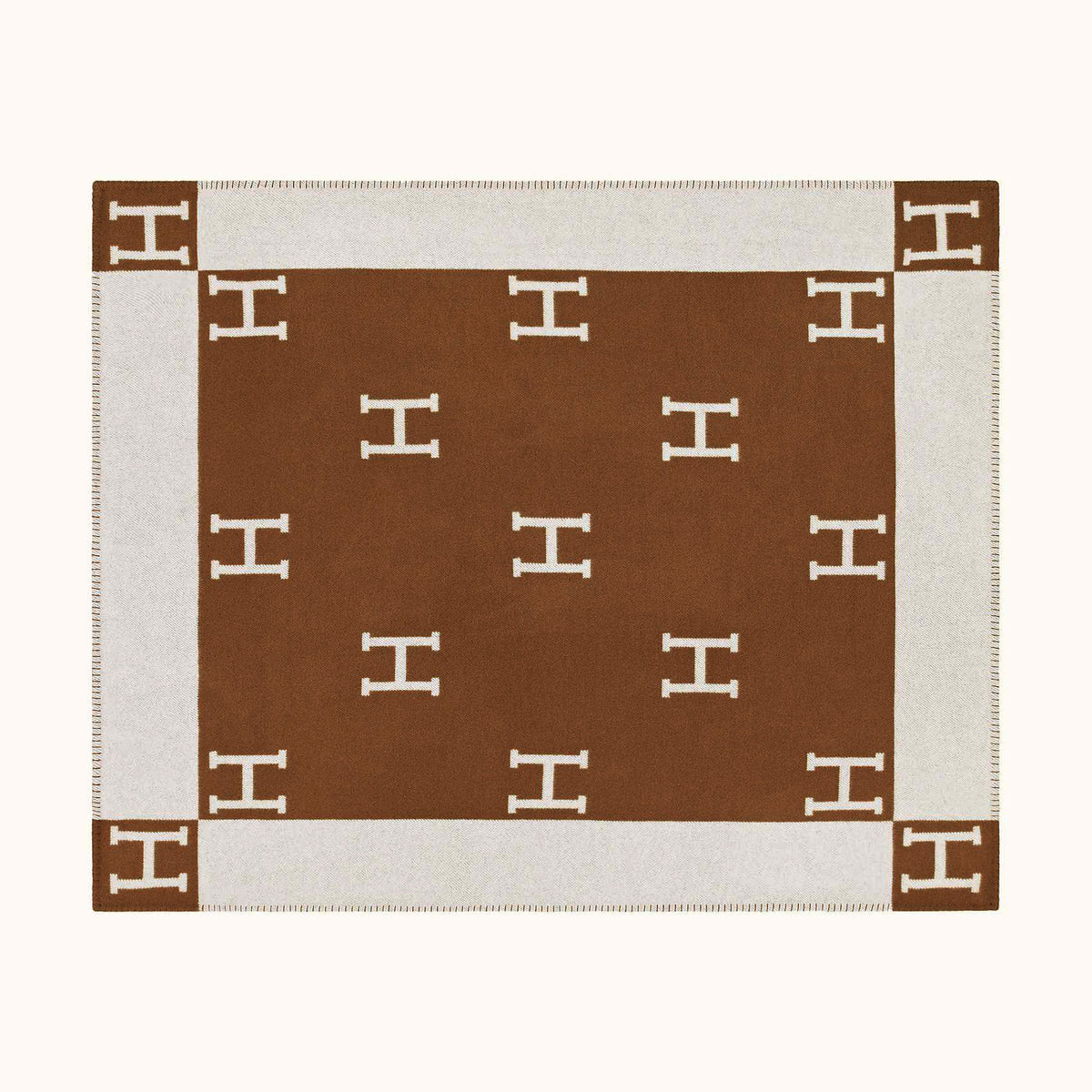Plaid Luxe Éternel — Coffee